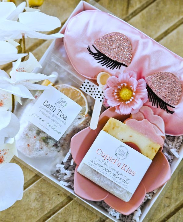 Cupid's Kiss | Spa Gift Box