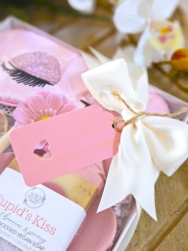 Cupid's Kiss | Spa Gift Box - Image 10