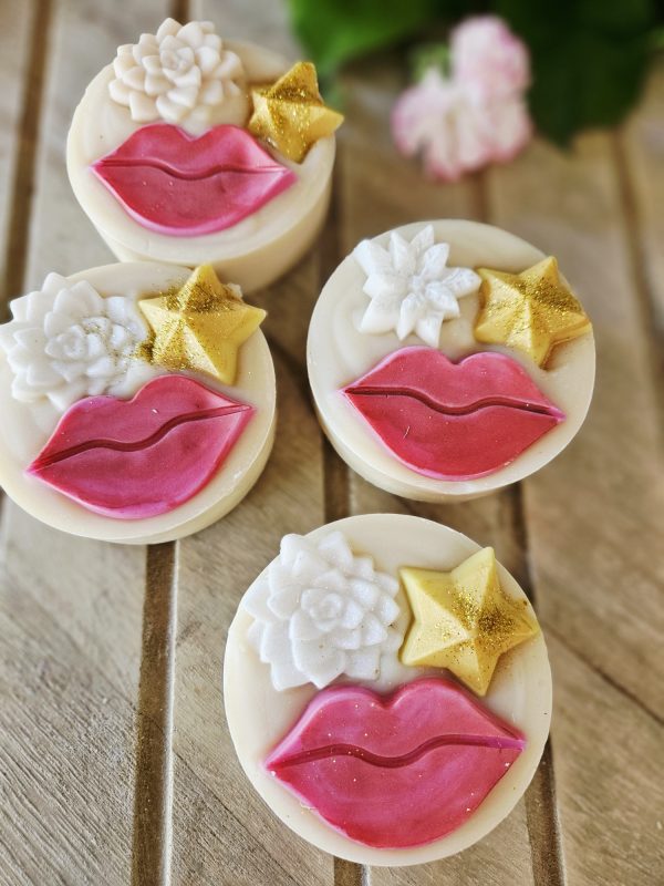Pucker Up Guest Soaps - Image 3