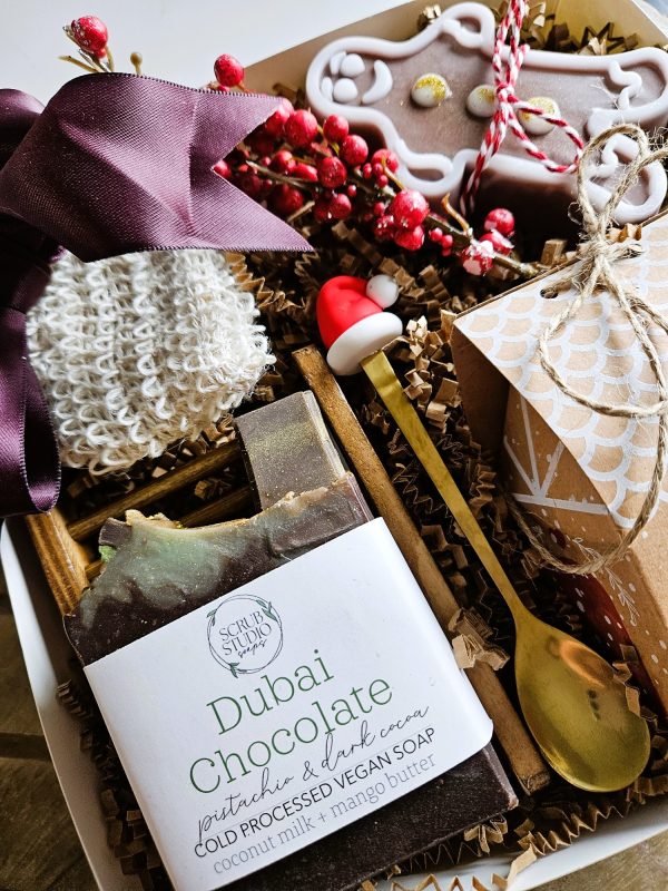 Lux Gingerbread Bakery Set